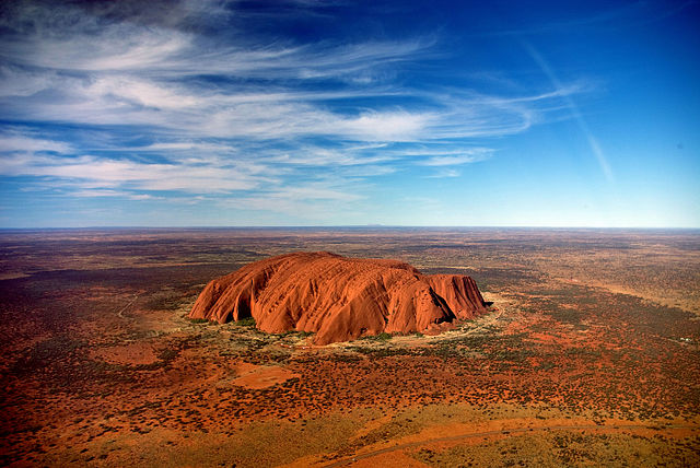 Rocher Uluru pris en photo pendant un voyage en Australie