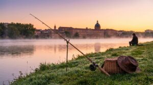 Lieu de pêche près de Toulouse au lever du jour