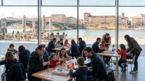 Atelier scientifique pour enfants au Quai des Savoirs à Toulouse en ambiance éditoriale