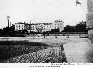 Façade de l’ancienne école vétérinaire de Toulouse en 1934, sur le futur site de Guillaumet