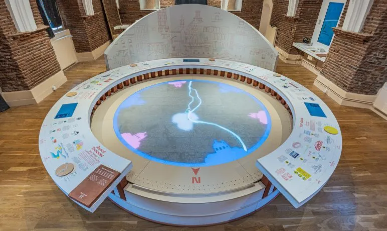 Grande maquette interactive de Toulouse au Noviciat, Centre de l’Architecture et du Patrimoine place de la Daurade