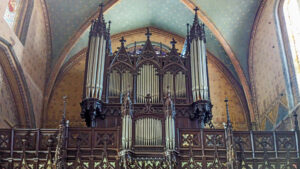 Grand orgue de l'église Saint-Nicolas dans le quartier Saint-Cyprien à Toulouse