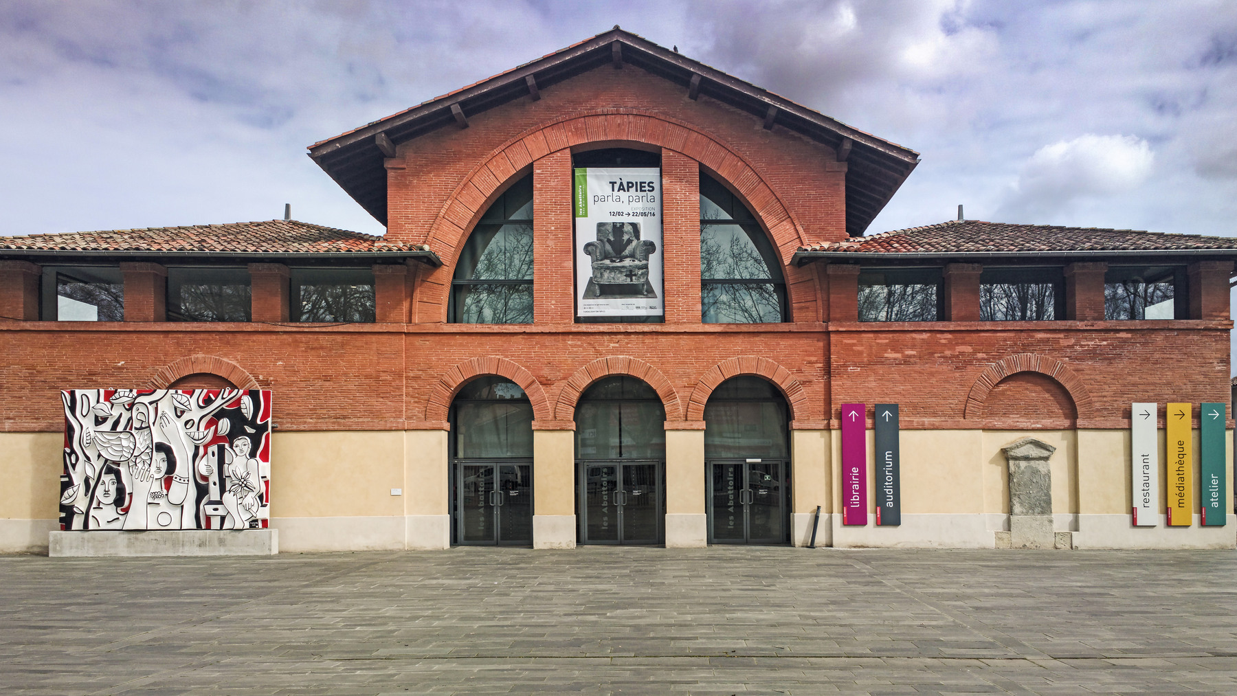 Façade réelle du musée Les Abattoirs à Toulouse
